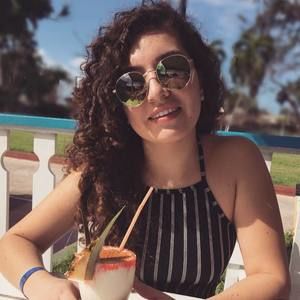 Meet your Posher, Luisa